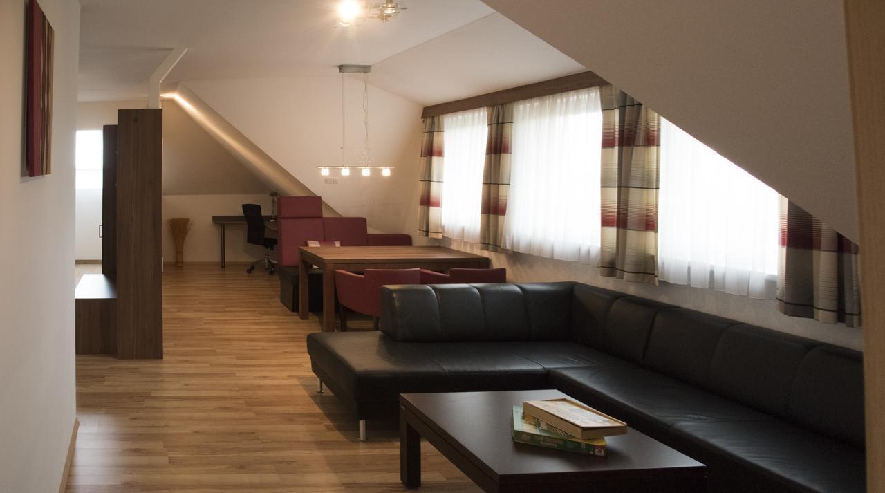 Hotel Langs Wirtshaus Sankt Ulrich im Mühlkreis Zimmer foto